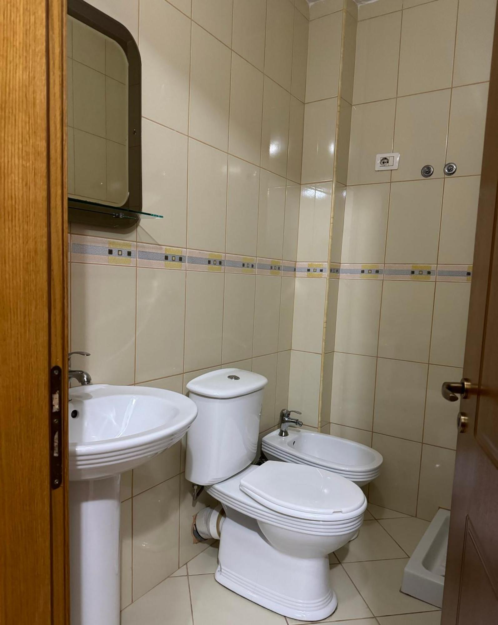 Blehami_Entire_Apartment Берат Экстерьер фото
